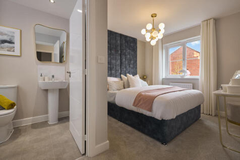 Hatters Chase-Eveleigh-BR1-031-retouched