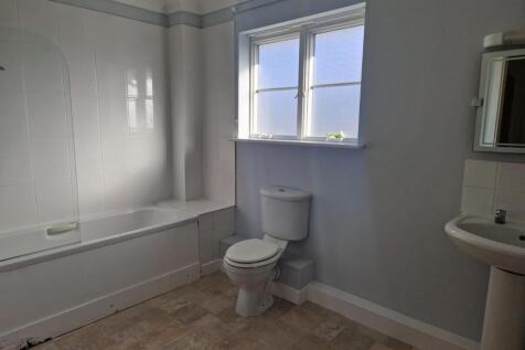 WhatsApp Image 2025-11-19 at 15.31.09_10db90ea.jpg