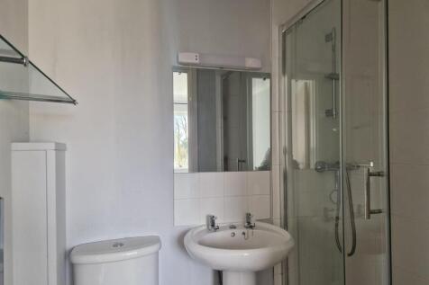 WhatsApp Image 2025-11-19 at 15.31.07_d7822273.jpg