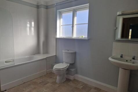 WhatsApp Image 2025-11-19 at 15.31.09_b6e34ded.jpg