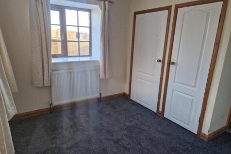 WhatsApp Image 2025-11-19 at 15.30.46_b56add98.jpg