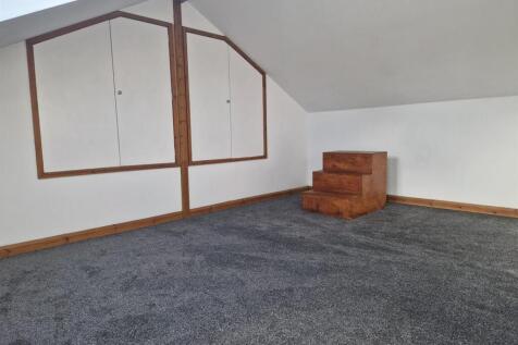 WhatsApp Image 2025-11-19 at 15.30.42_585cf267.jpg