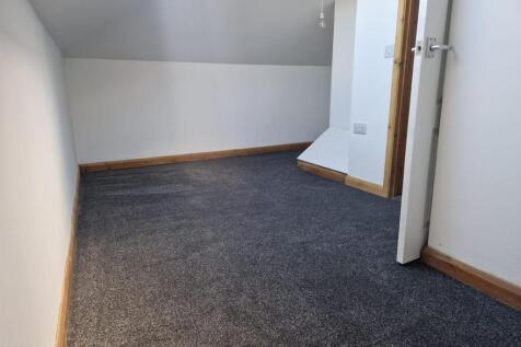 WhatsApp Image 2025-11-19 at 15.30.45_24aa0bdc.jpg