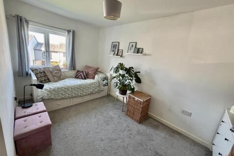 Bedroom2.jpeg