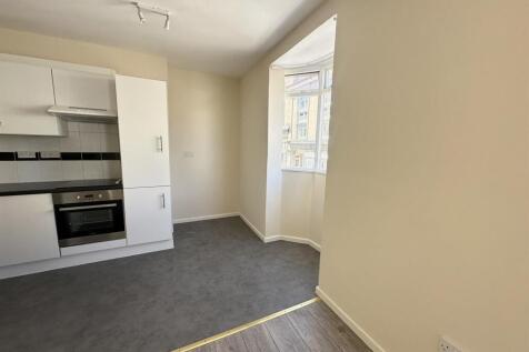 Kitchen/Living Room