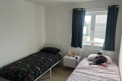 Bedroom2.jpg