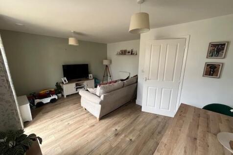 Living room2.jpg
