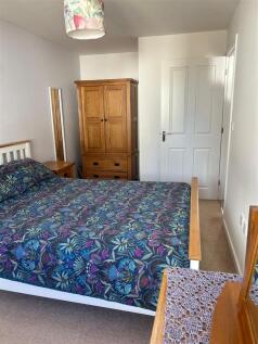 Master bedroom 2.jpg