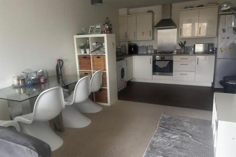 Kitchen Dinning Room.JPG