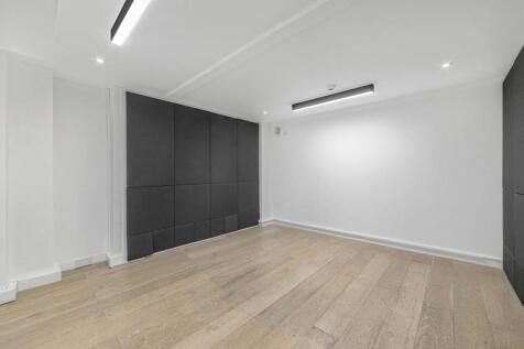 OFFICE 4.jpg