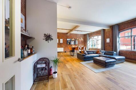 Living / Kitchen