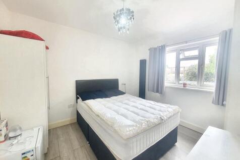 Room 4 - will be painted and cleaned