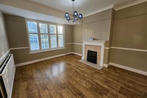 FRONT LIVING ROOM
