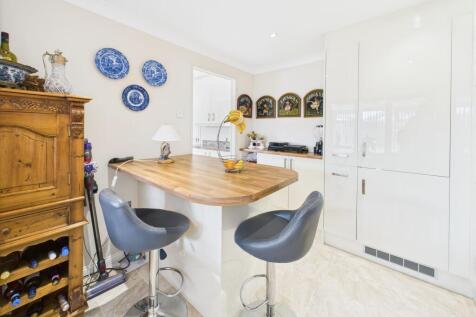 Breakfast Room