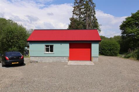 Detached Garage