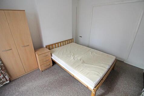Room (1)