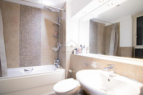 Walk In Wardrobe Ensuite