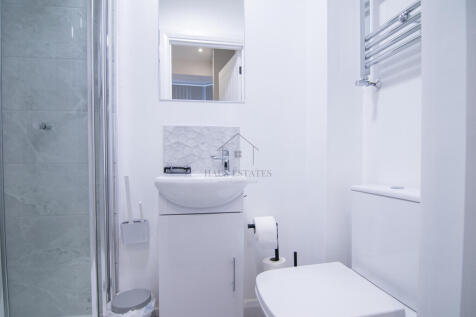 Bedroom 1 Ensuite