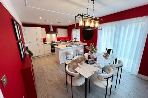 Kitchen/Dining Area