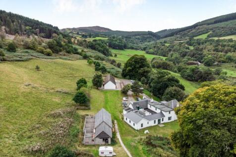 Clunebeg Estate