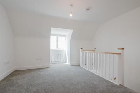 Bedroom 2 - Top Floor.jpg