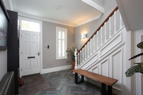 93 Station Road-19 Hall_WebRes