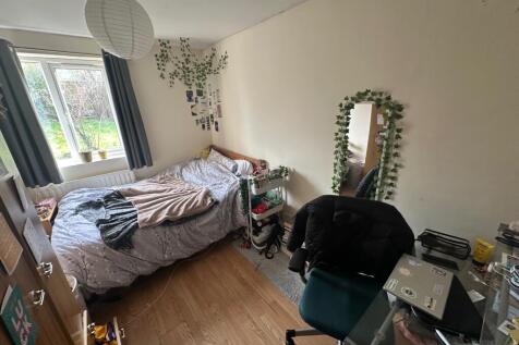 bedroom no 2, ground floor