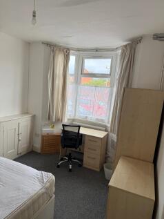 Front downstair room 