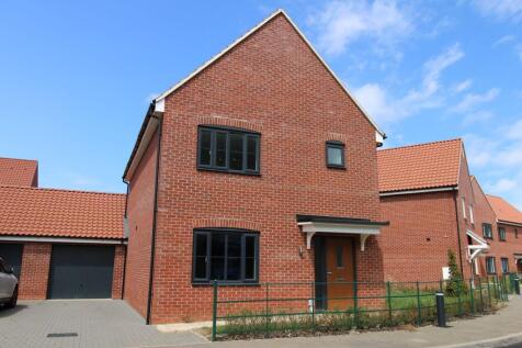 Link detached with garage and driveway parking