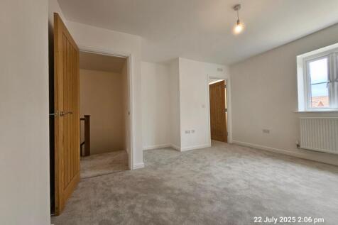 Master Bedroom with En-Suite