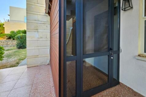 Private Entrance