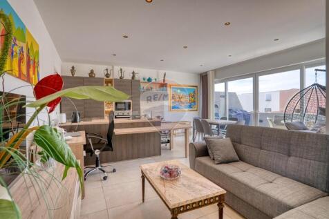Property Image 4