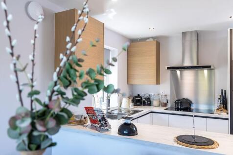 primary property image