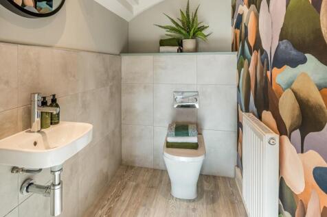 Similar Show Home