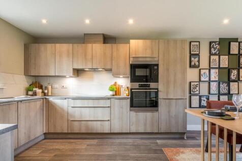 Similar Show Home