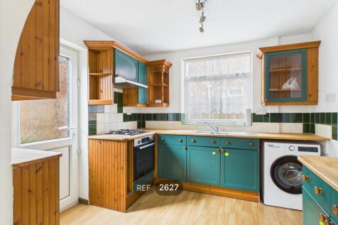 Kitchen / Dining area