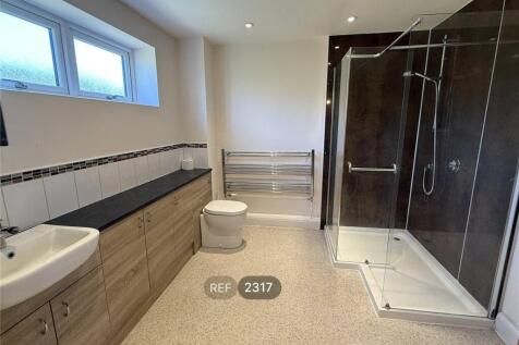En suite bathroom