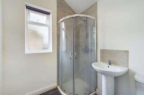 Shower room, first floor