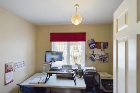 Bedroom 3/Office