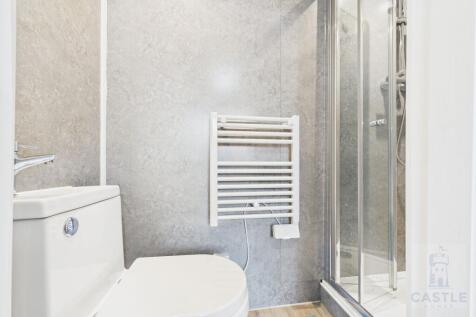 Ensuite Shower Room 2