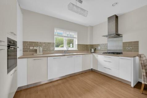 Lounge/Kitchen
