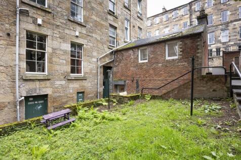 0-2_56_GIBSON_STREET_GLASGOW_018.JPG