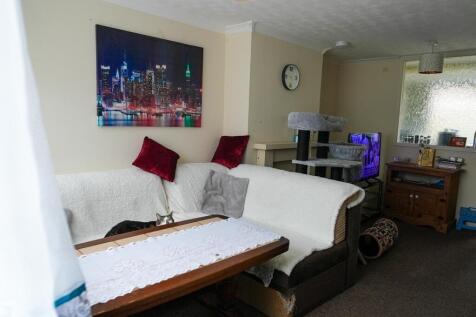 Lounge 3