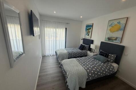 99fcdec6-859b-4d19-a459-72fae735e316