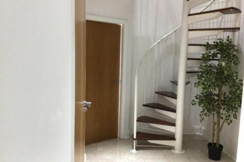 17 Amorella House - hallway 3.jpg