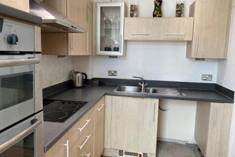Amorella House - kitchen.jpg