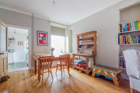 Charlotte Place_-4.jpg