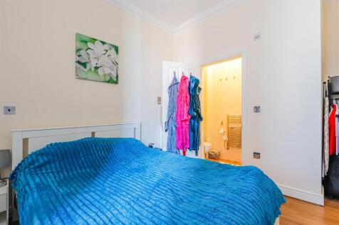 Windsor Court_-4.jpg