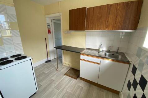 40 Newlands Street - kitchen (2).jpg