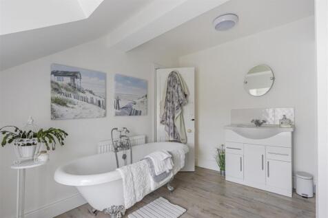 Harbour Road_-20.jpg